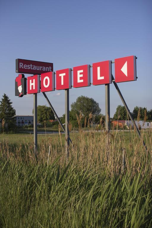 Gastwirtschaft & Hotel Holzinger Möllersdorf Esterno foto