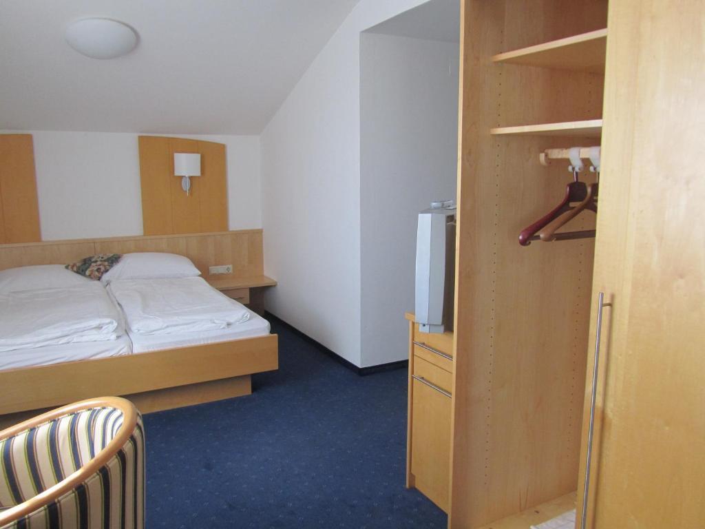 Gastwirtschaft & Hotel Holzinger Möllersdorf Camera foto